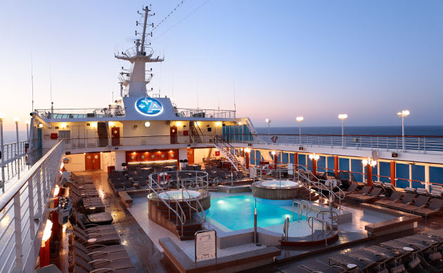 Azamara-Journey-pool-area